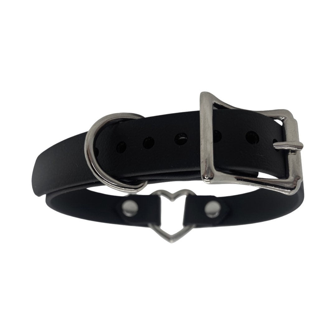 Vegan Bondage Heart Collar